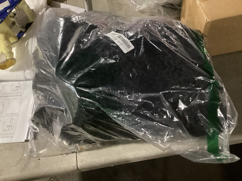 Condition photo showing Good Condition for Smiry Luxury Chenille Bathroom Rugs 40x32, Extra Soft and Absorbent Shaggy Bath Mat, Machine Washable, Non-Slip Plush Carpet Runner for Tub, Shower, and Floor, Home Decor Accessories, Black 40'' x 32'' Black