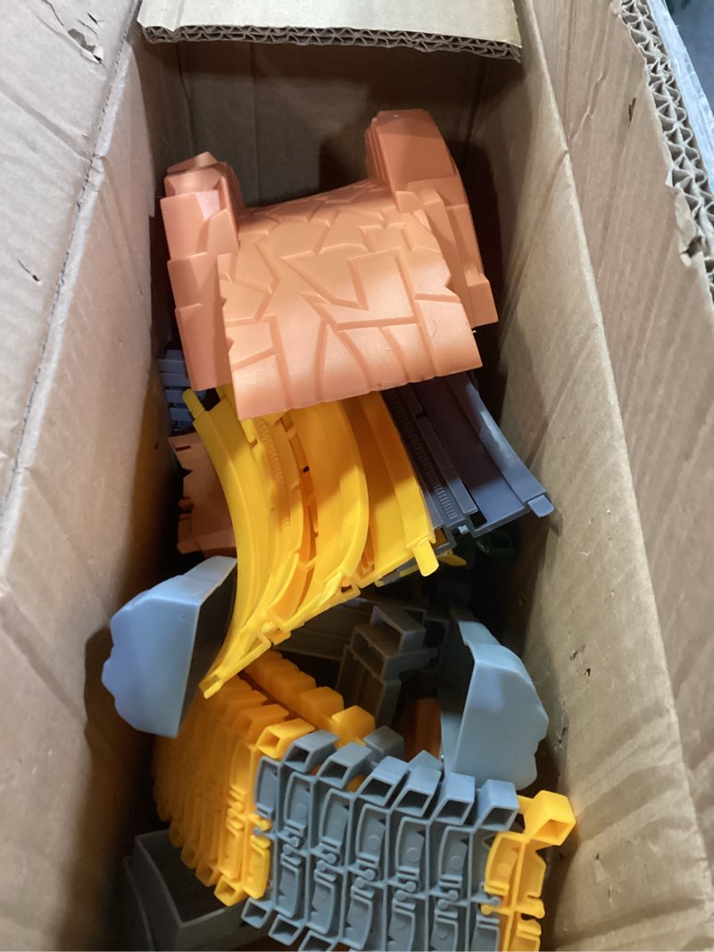Condition photo showing Good Condition for or or tu toys for boys 5-7, race track for toddlers 3-5, 342pcs construction toys for boys kids car track toy train set flexible gift for 3 4 5 6 7+ years old