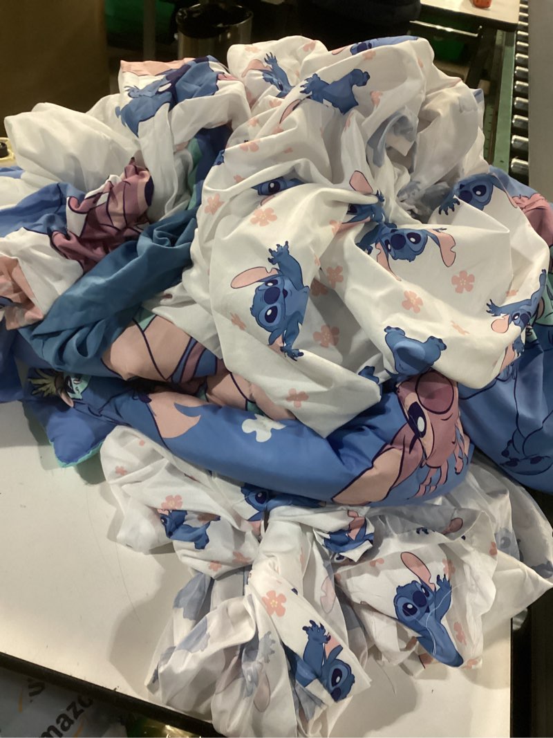 Condition photo showing Good Condition for jay franco disney lilo and stitch twin size comforter set - 4 piece bedding includes sheet set, pillow covers & bonus duffle bag - super soft kids bedding blue - stitch twin