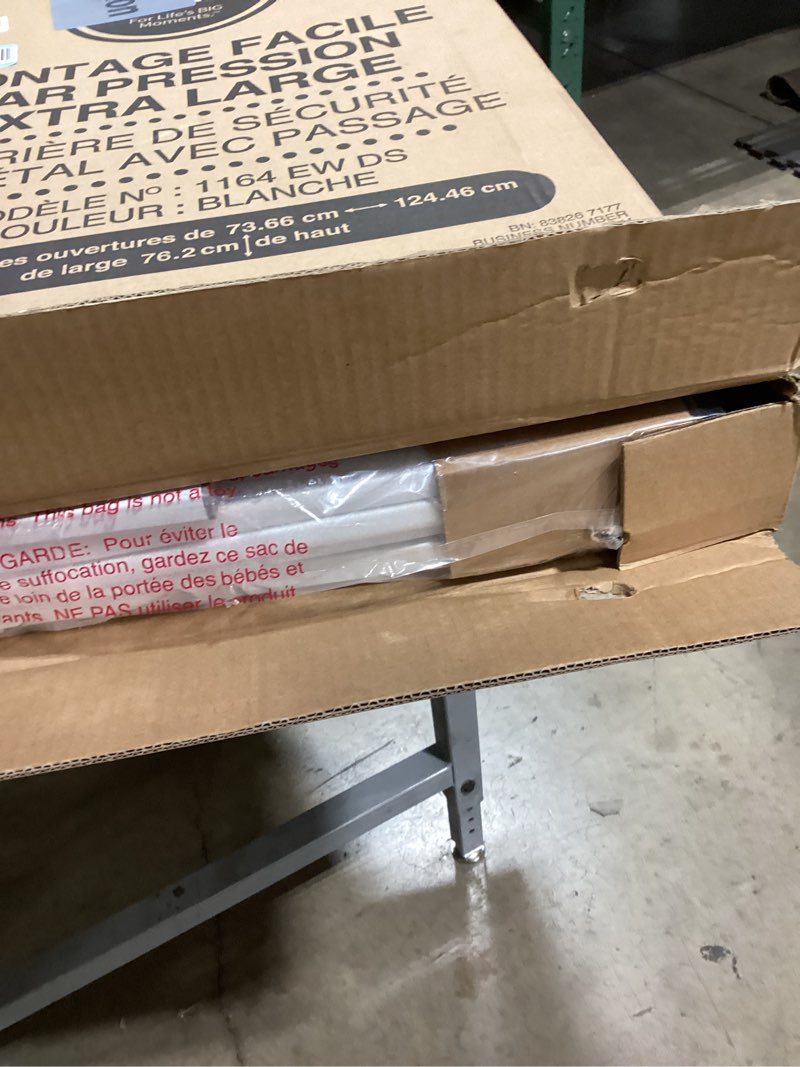 Condition photo showing New/Like New for regalo easy step 49-inch extra wide baby gate, includes 4-inch and 12-inch extension kit, 4 pack of pressure mount kit and 4 pack of wall mount kit white 29-49"w x 30"h