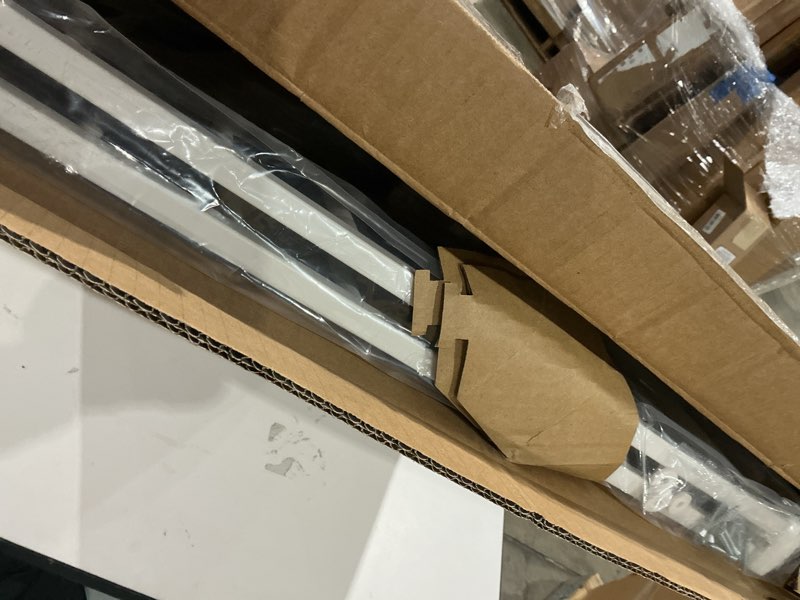 Condition photo showing Good Condition for babelio baby gate for stairs, kitchen & doorways, 26-43" w 28" h no bottom bar| easy installation| one-handed operation| auto-close| hardware mount (drill needed) safety dog/pet gate indoor (white)