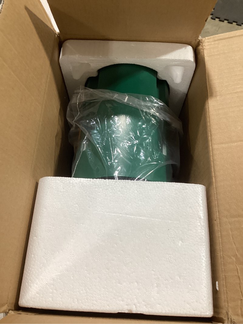 Condition photo showing New/Like New for juicer machine, 800w centrifugal juicer extractor with wide mouth 3” feed chute for fruit vegetable, easy to clean, stainless steel, bpa-free (green) 800w green