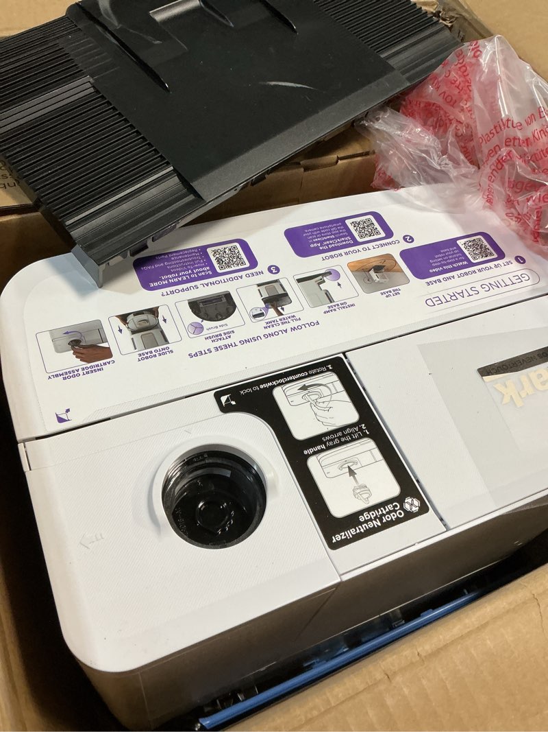 Condition photo showing Good Condition for Shark Stratos 2-in-1 Robot Vacuum & Mop with 25+ Hands-Free Features & NeverTouch Self-Cleaning Base, Precision Mapping, Autolift Technology, HEPA Filtration, Edge Detect, AV2700ZE, White