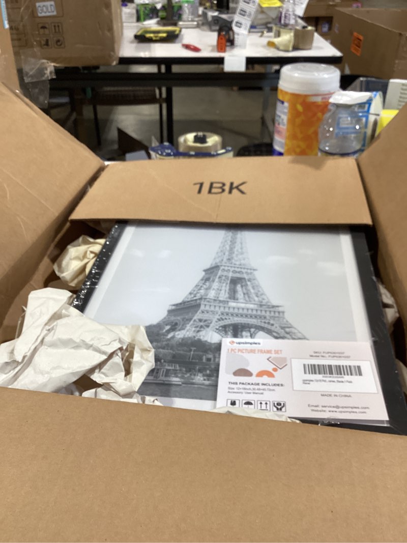 Condition photo showing Good Condition for upsimples 12x18 picture frame, display pictures 11x17 with mat or 12 x 18 without, wall hanging poster frames, black, 1 pack black 12x18