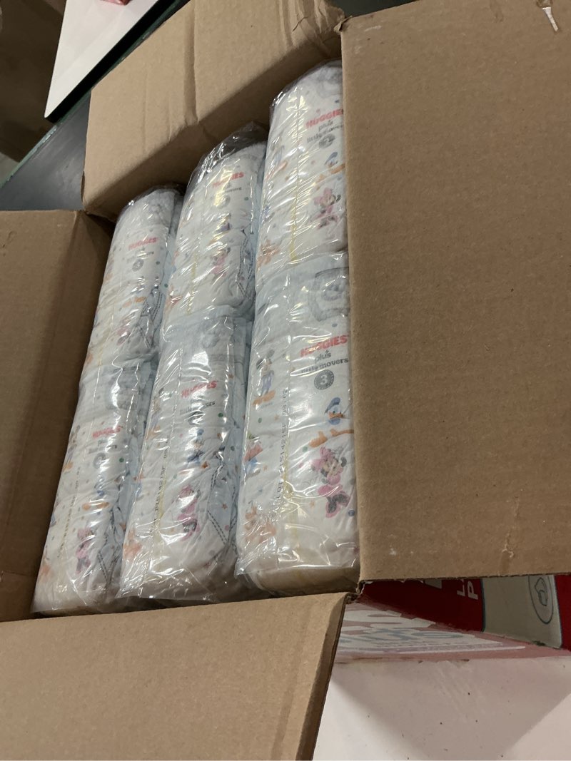 Condition photo showing New/Like New for  huggies little movers perfect fitting diapers, sizes: 3 204 count