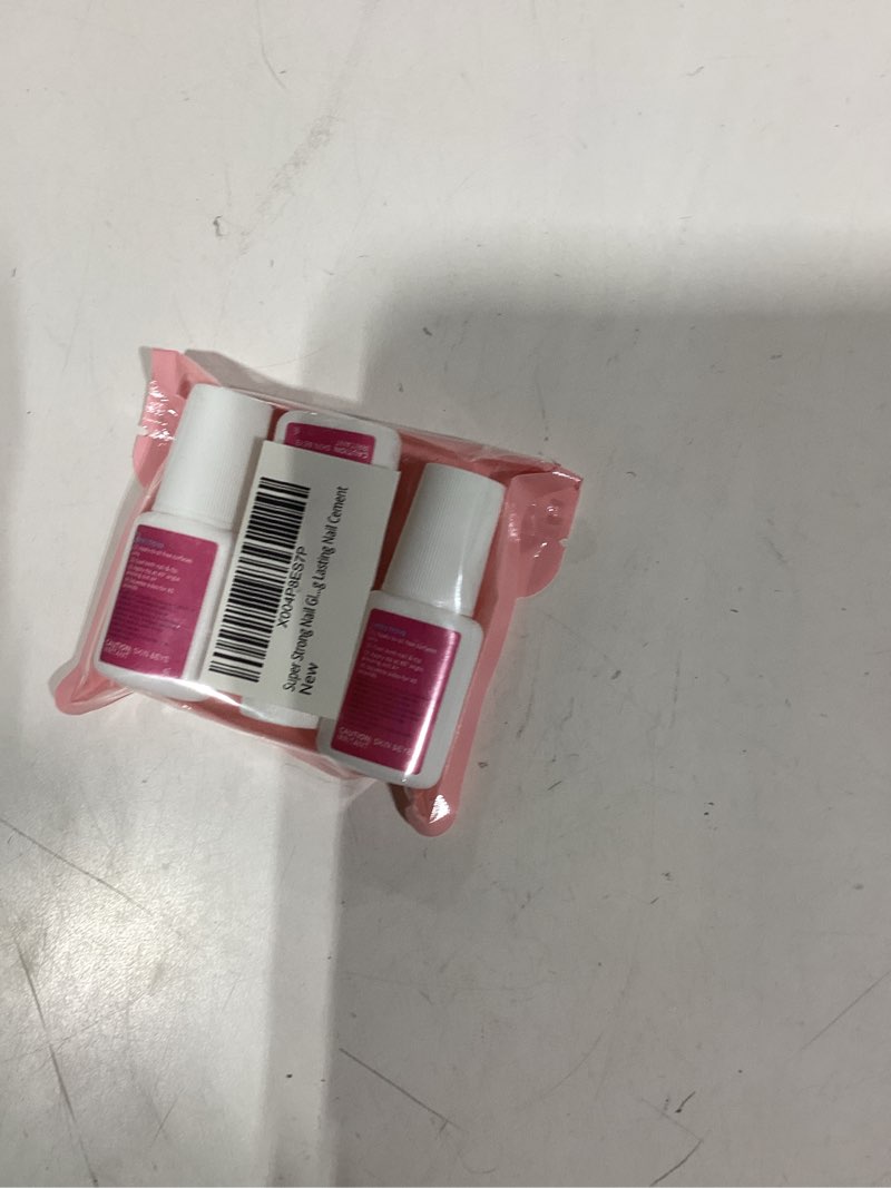 Condition photo showing New/Like New for similar product Teenitor Nail Glue for Press Ons, 3 Pack Best Nail Glue for Gel Tips with Nail Files, Super Strong Nail Glue for Broken Nail Brush on Nail Glue for Press on Nails