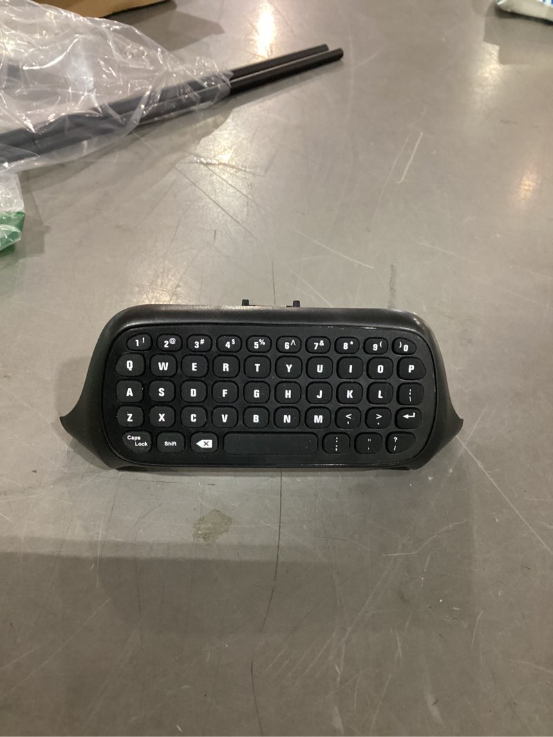 Condition photo showing Good Condition for keyboard for xbox series x/s, one/one x/s, elite one/2 controller, wireless gaming chatpad message keypad with usb receiver, audio/headset jack accessories for xbox (controller not included), black