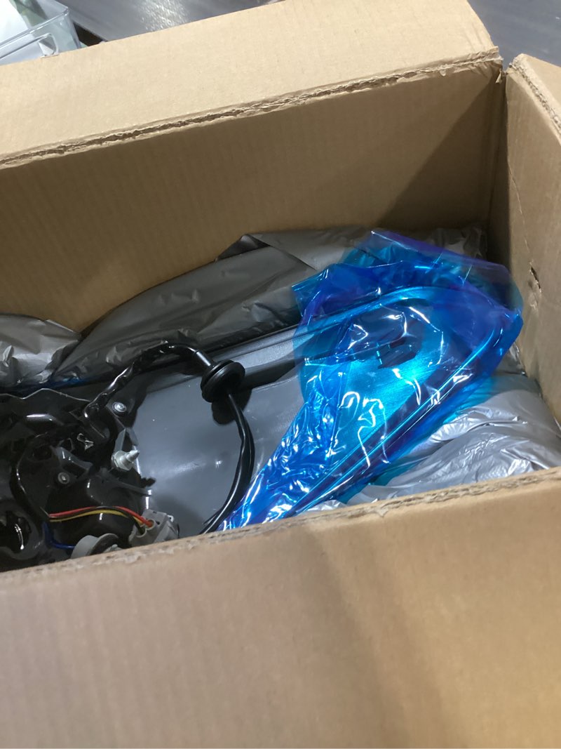 Condition photo showing Good Condition for huray left outer tail light for toyota highlander 2017-2019 driver side led taillight lamp assembly replacement for to2804132 815600e161 lh(driver side) outer