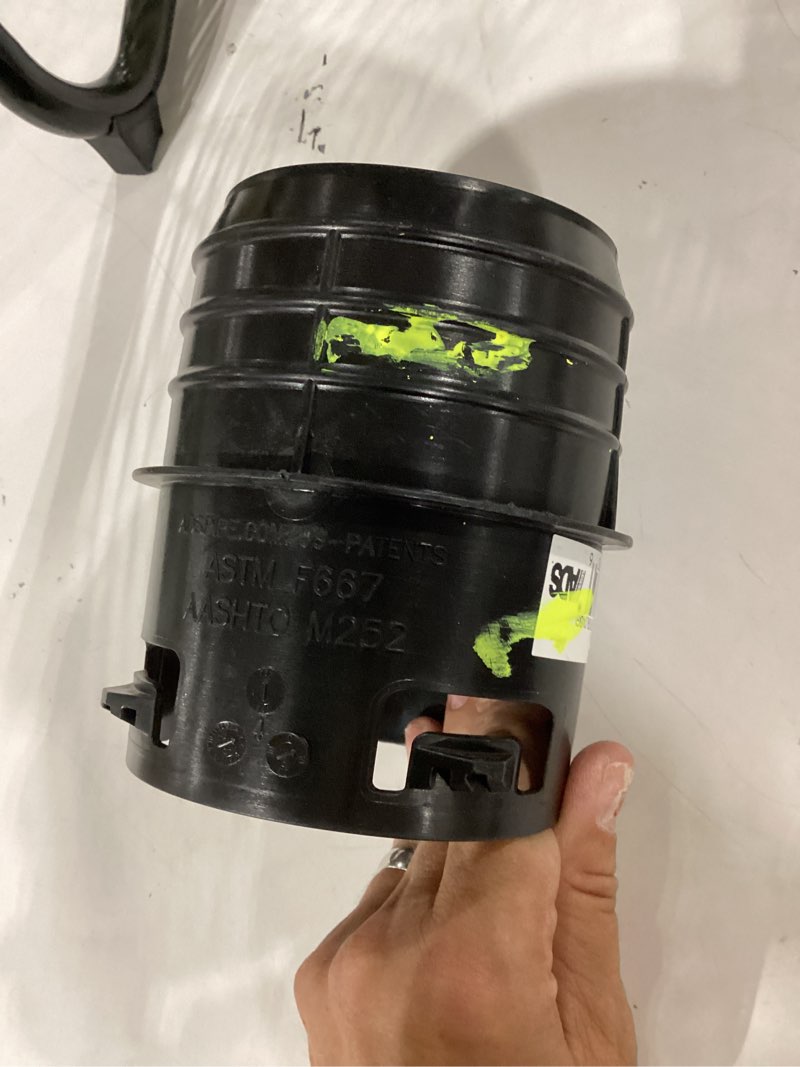Condition photo showing As Is for 4 in. singlewall adapter