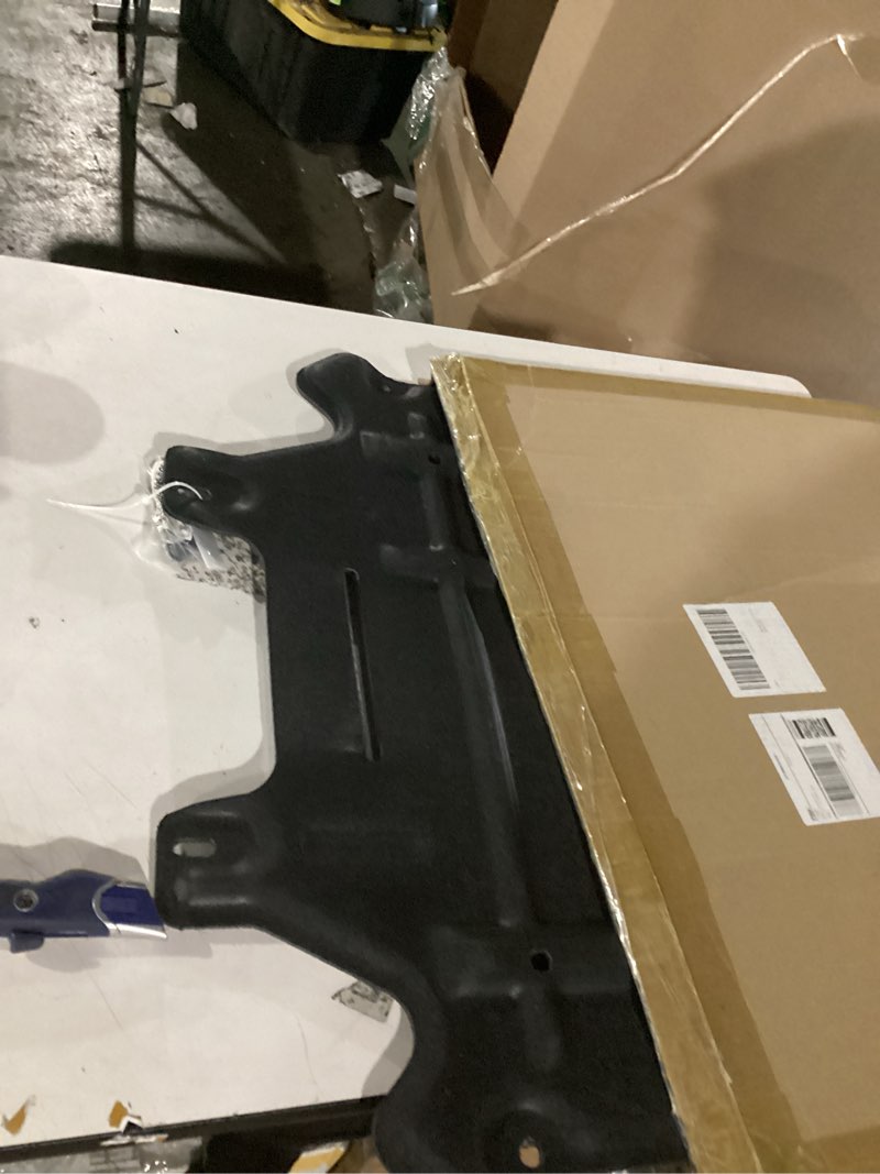 Condition photo showing Good Condition for new engine splash shield fit for audi a4 2009-2016 under engine cover compatible with audi s4 2010-2016 engine guard fit for audi a5 s5 2009-2016 front engine gearbox guard