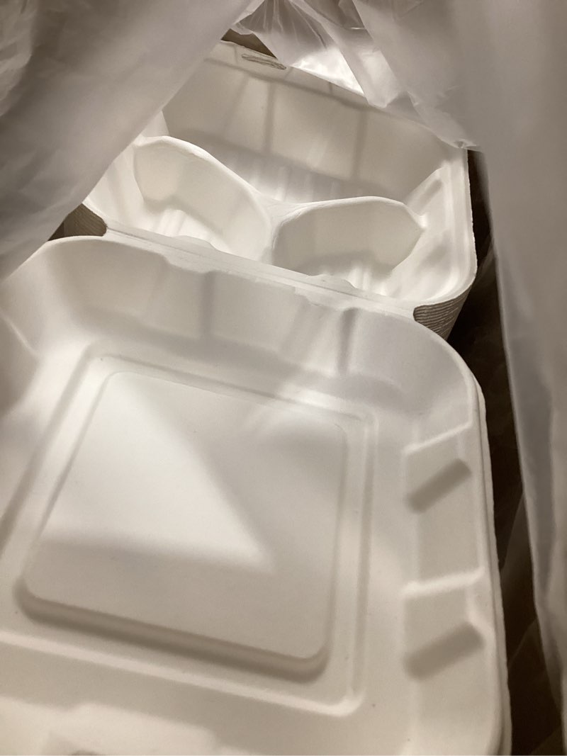 Condition photo showing Good Condition for freshware compostable clamshell food containers [8x8"] 3-compartment 50-pack, disposable containers, biodegradable sugarcane to go boxes - paper food containers - microwave & freezer safe, stackable 8 x 8 inch [50 pack]