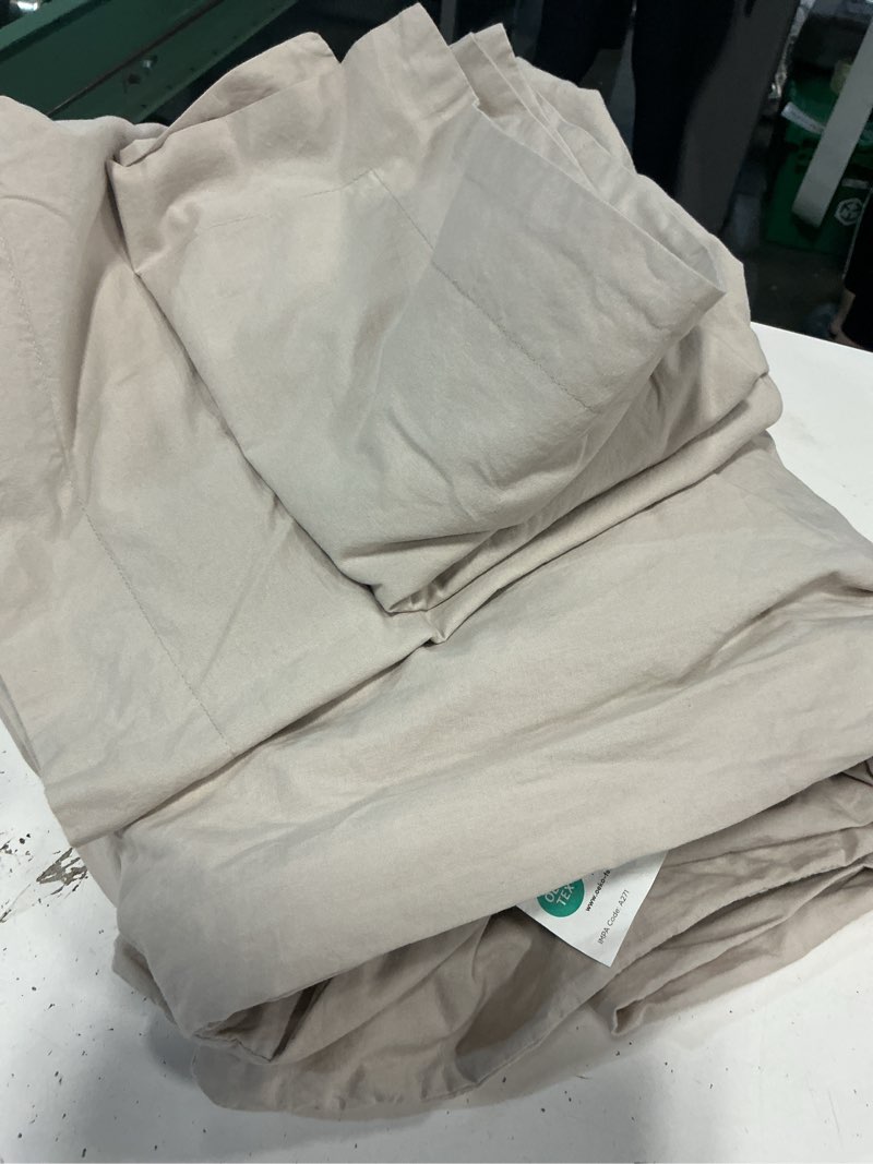 Condition photo showing Good Condition for king 3  pc zipper fitted sheet, brushed premium quality microfiber, soft shrinkage and fade resistant bottom sheet fits upto 16 inch deep pocket, zipper mattress cover, ivory ivory california king