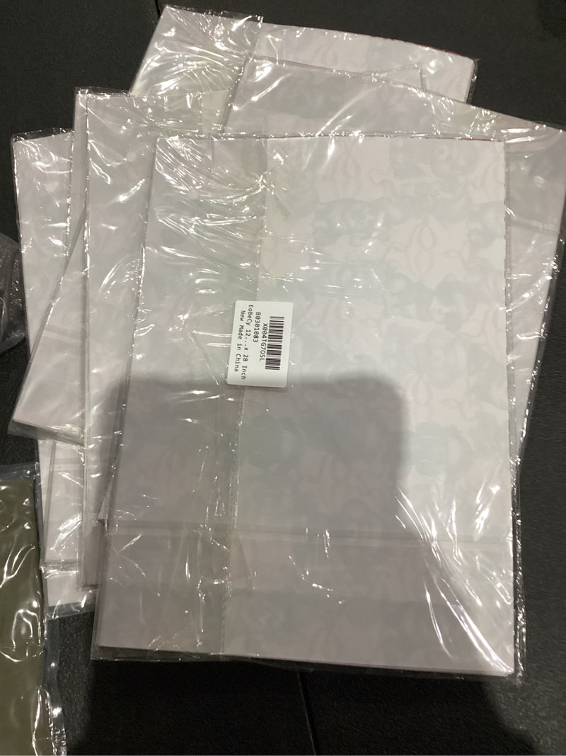 Condition photo showing New/Like New for EoBeCy 12 Sheets Christmas Dog Wrapping Paper, 6 Funny Animal Gift Wrap with Cute Dogs, Puppy Pet Gift Paper for Holiday Birthday Party, Vintage Xmas DIY Craft Gifts Decor Flat Folded 20 x 28 Inch