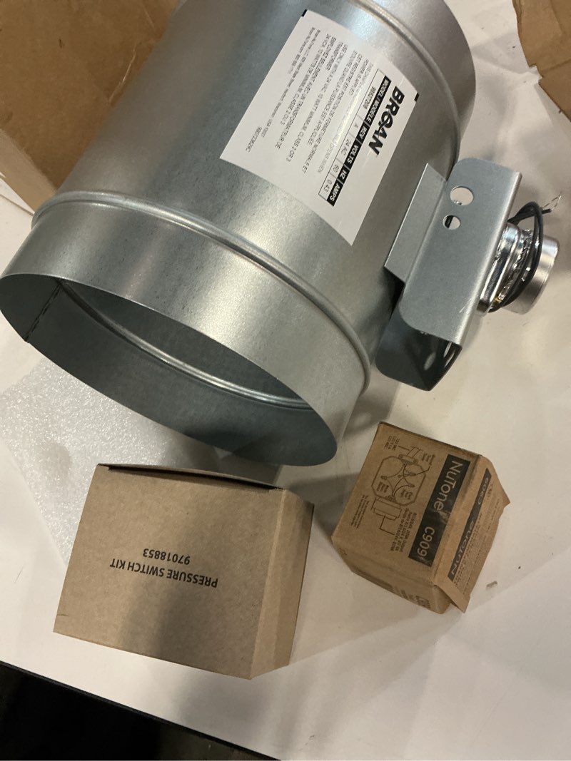 Condition photo showing Good Condition for broan md8tu 8" universal make-up air damper