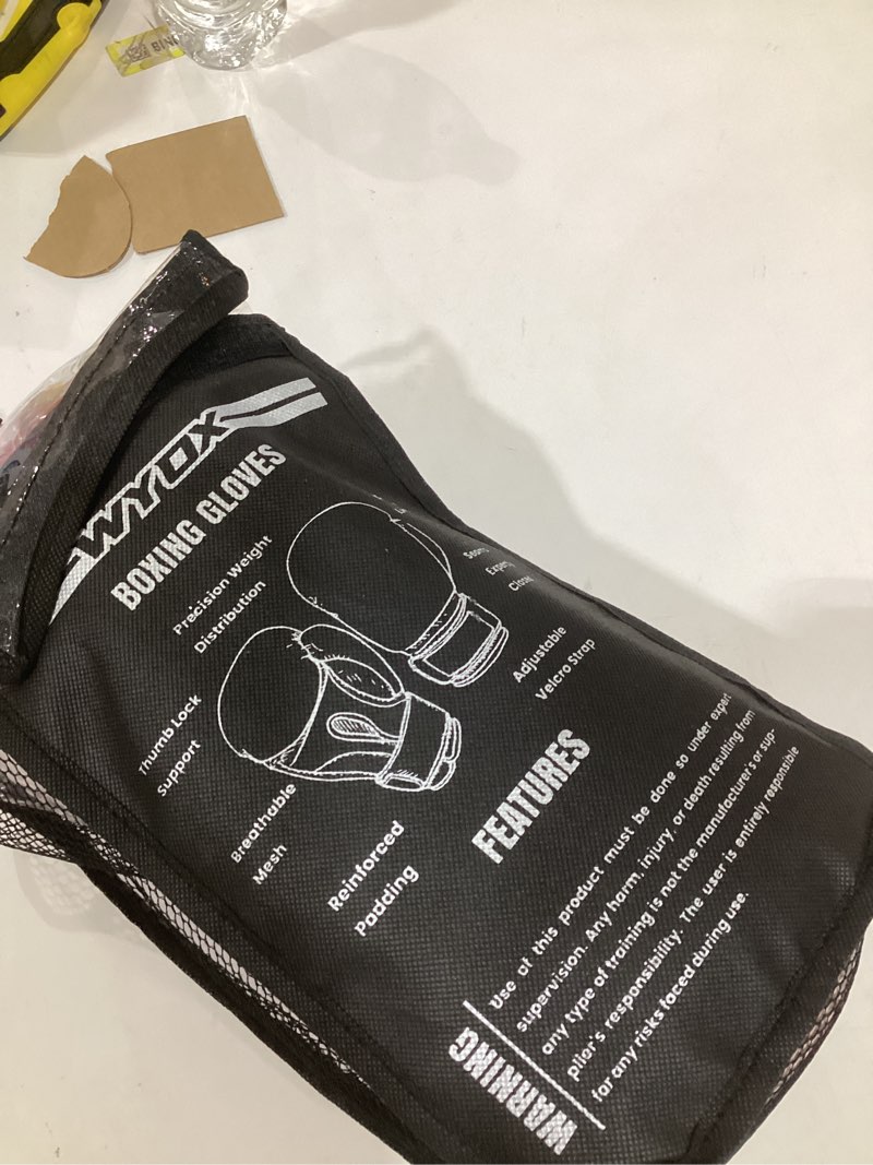 Condition photo showing Good Condition for Boxing gloves