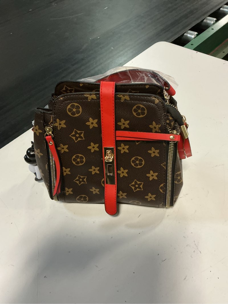 Condition photo showing Good Condition for latest trendy women's shoulder bag pu leather designer handbag brand fashionable handbag for luxury women