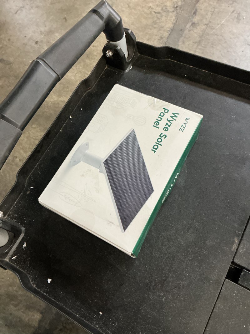 Condition photo showing New/Like New for wyze - solar panel - white