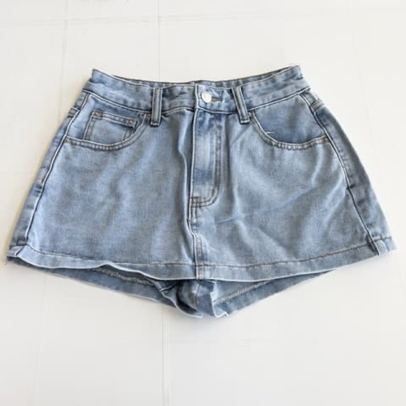 Condition photo showing Good Condition for shein denim skorts for women