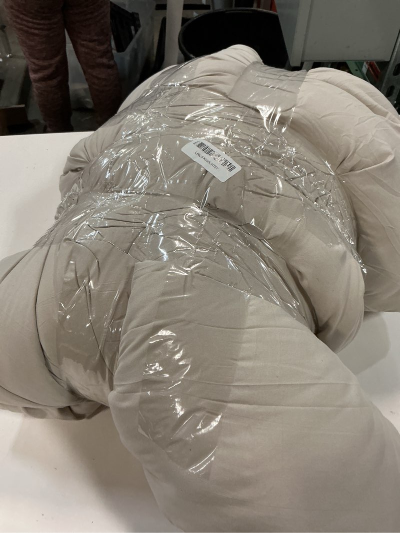 Condition photo showing As Is for weigelia Queen Comforter Set 7 Pieces Oatmeal Comforters Queen Size Soft Fluffy Bedding Comforter Set with Fitted Sheets, Flat Sheets, Pillow Shams, and Pillowcases Queen Oatmeal