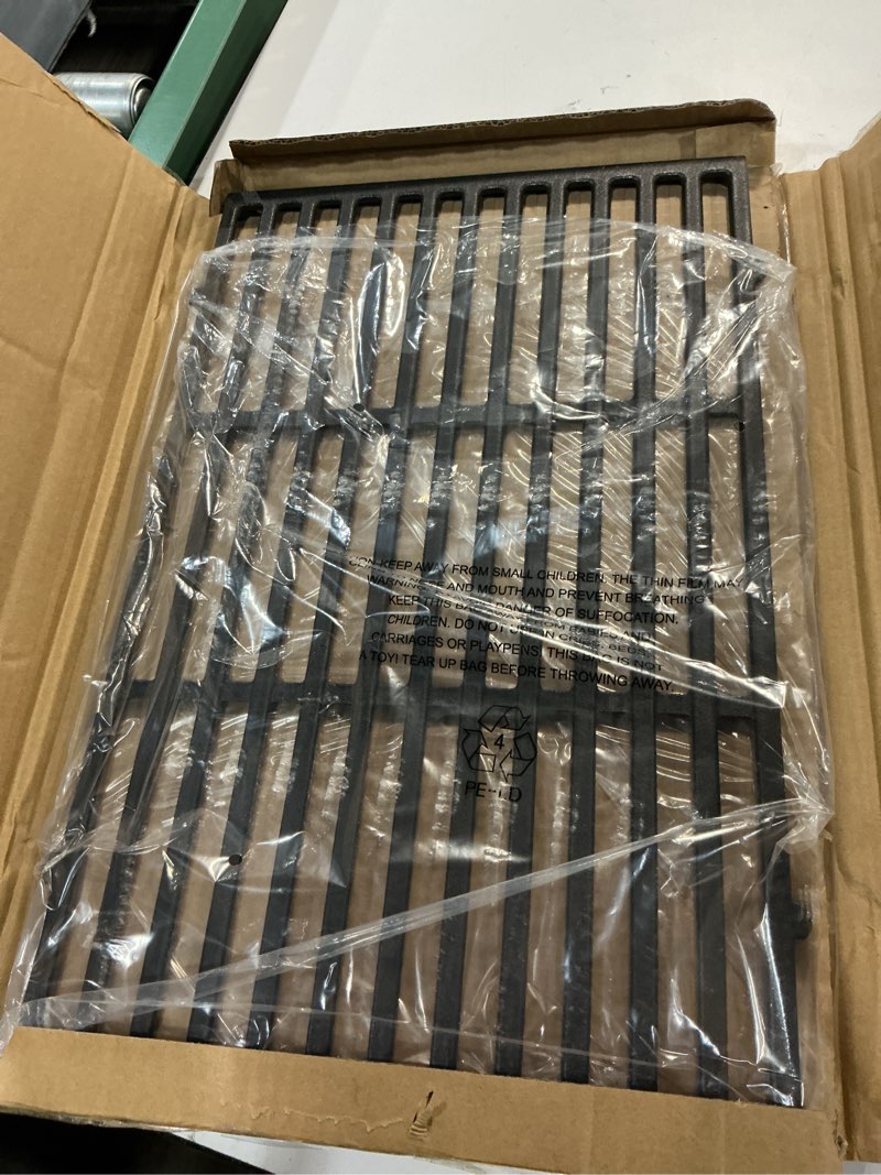 Condition photo showing Good Condition for 7524 grill grates replacement for weber genesis 300 series,genesis e310 e320 e330 s310 s320 s330 gas grill,19.5" x 12.9" porcelain-enameled cast-iron cooking grates for weber parts 7524 & 7528,2-pack 19.5 x 12.9 - for weber genesis e-310