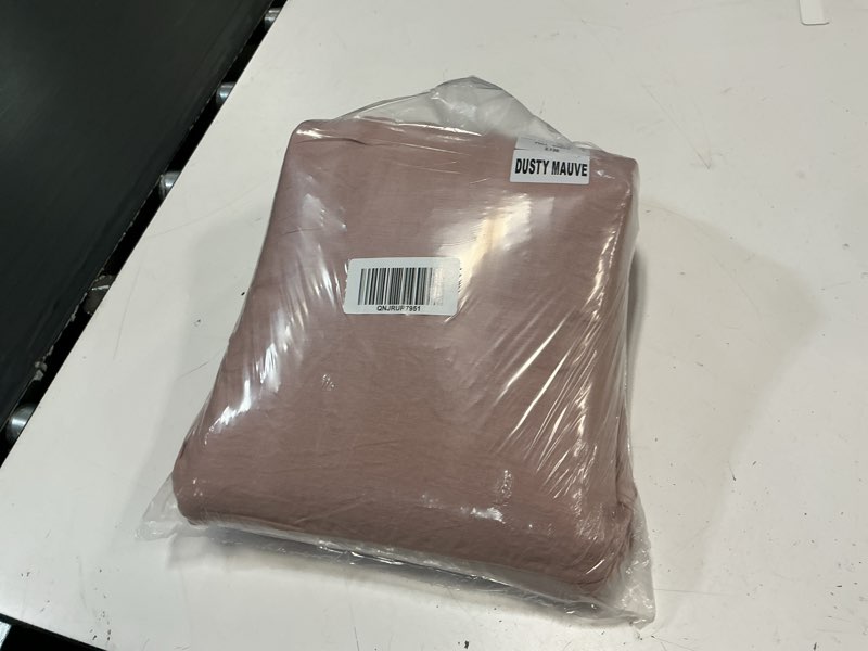 Condition photo showing Good Condition for european linen duvet cover set, full/queen, dusty mauve