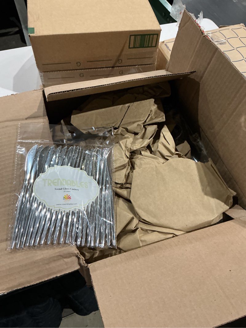 Condition photo showing New/Like New for trendables gloss silver cutlery combo | 120 count