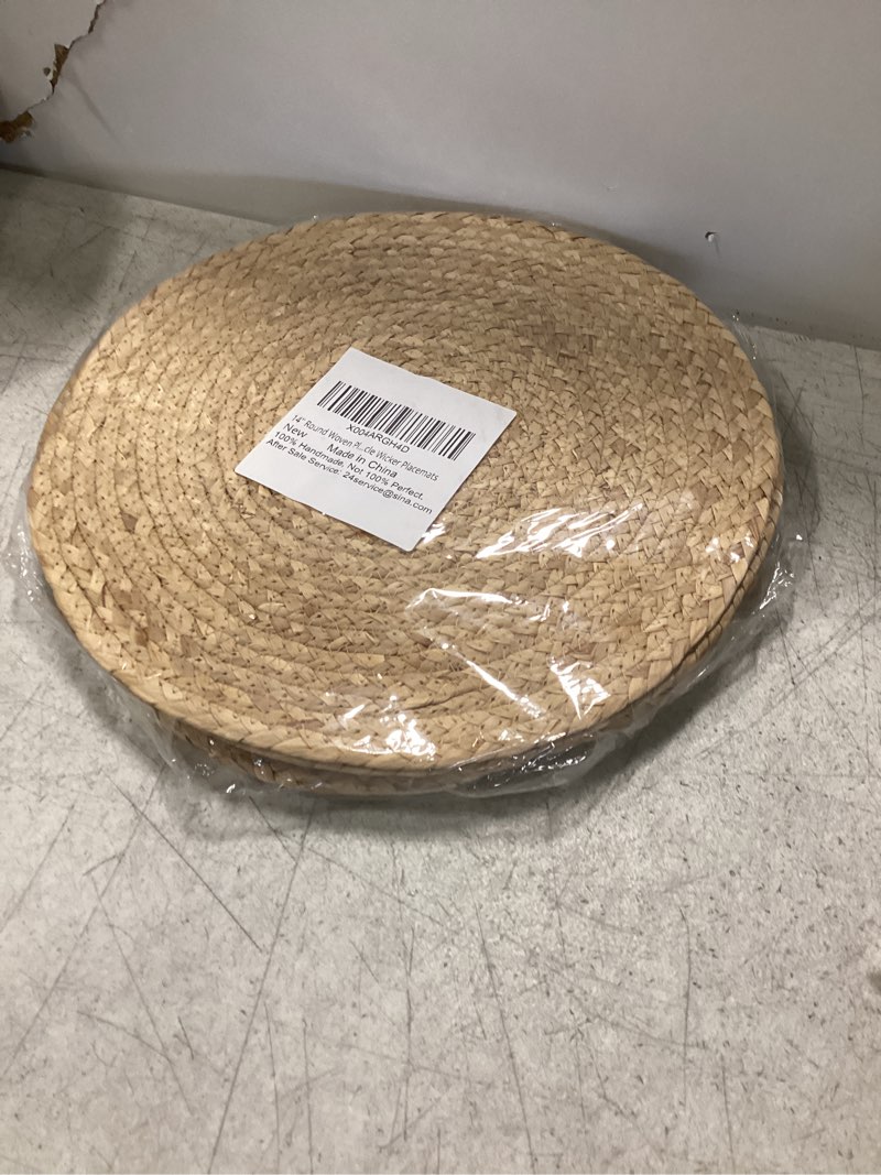 https://lotting-media.assets.bidfta.com/lotting_550a5ea2-78ae-454c-83f8-bd39e8a15ef9