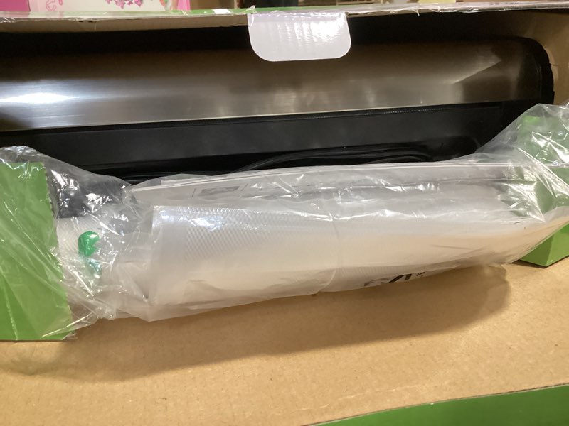 Condition photo showing Good Condition for Precision Vacuum Sealer Machine, 90Kpa Commercial Full Automatic Food Sealer, 2X Seal&130W Powerful Food Preservation System with Handle,Built-in Cutter&Bags Storage&Hose,2 Bags Rolls,Stainless Steel