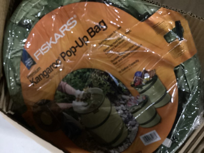 Condition photo showing New/Like New for fiskars kangaroo collapsible garden bag for yard waste, 10 gallon reusable container for lawn care and gardening