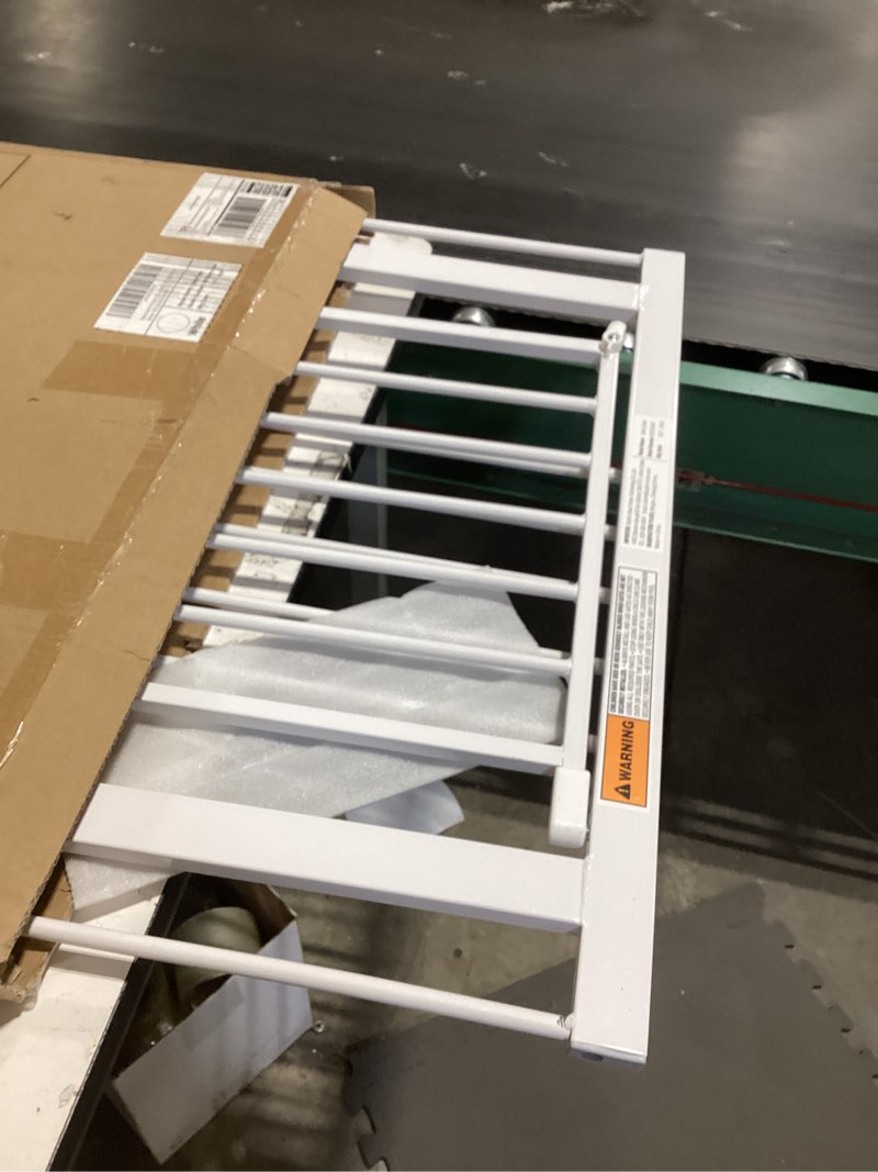 Condition photo showing Good Condition for keny 29"-42.5" Baby Gate for Stairs, Auto Close Safety Dog Gate, Pressure Mounted Easy Walk Through Pet Gate for Doorways, Durable Stair Gate, 30" Tall, White White 29-42.5"Wide, 30"Tall