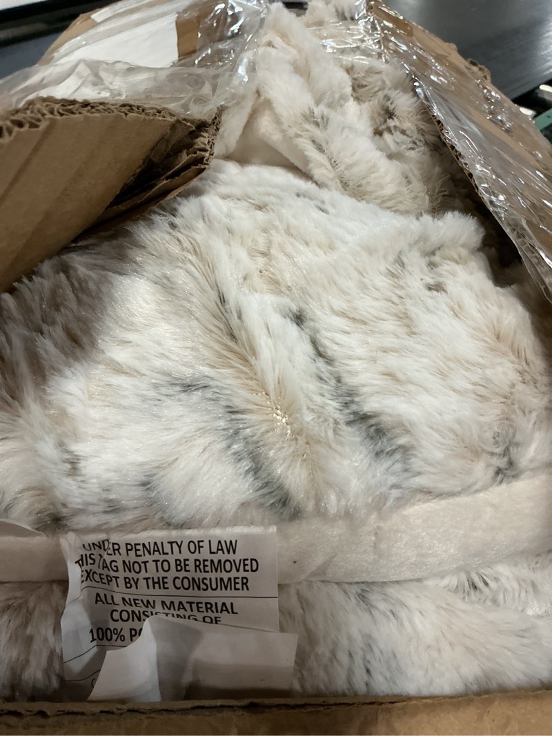 Condition photo showing Good Condition for madison park zuri soft plush comforter set, faux fur animal stripes design, faux mink on the reverse, modern all season bedding set with matching sham, king, snow leopard 4 piece king snow leopard