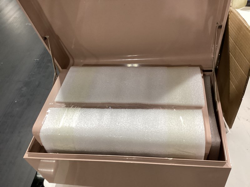 Condition photo showing Good Condition for vixdonos large decorative box set of 2 metal keepsake trunk with cloud-shaped decorative clasp for reception,wedding,baby & bridal shower,17.3x10.6x8.3 inches pink
