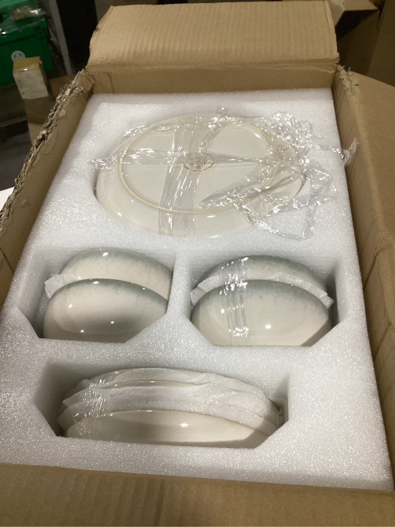 Condition photo showing Good Condition for 16 piece double bowl dinnerware sets, stain resistant dish set with pasta bowls, easy cleaning dishes, multi-functional plate and bowl, stack compactly plate set, service for 4 gradient green service for 4-16pcs (double bowl)