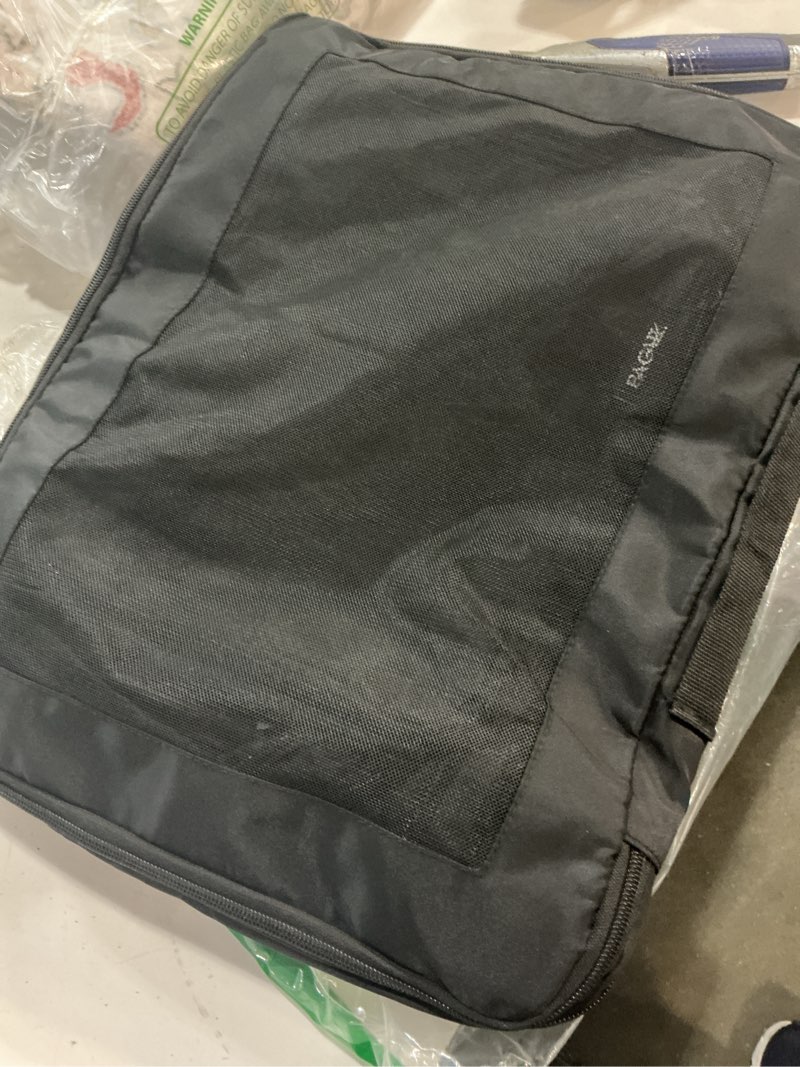 Condition photo showing New/Like New for bagail 4 set/6 set/8 set compression packing cubes travel accessories expandable packing organizers (square mesh, 06-black) 06-black square mesh