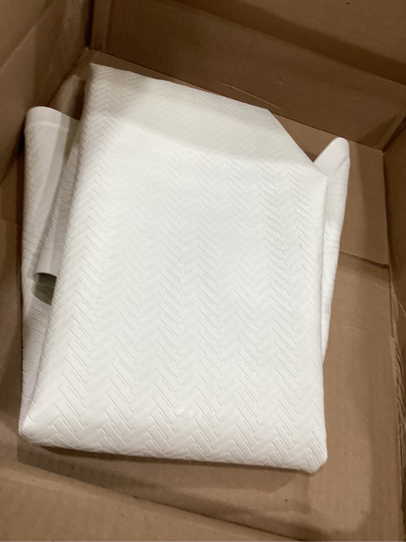 Condition photo showing Good Condition for rubbermaid commercial products bath tub and shower mat, 36-inch x 18-inch, white, extra long, machine washable, safti-grip non-slip bathroom mat with suction cups for home/hotel/shower/bathtub x-large white