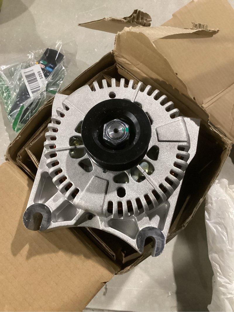 Condition photo showing Good Condition for SCITOO New Alternator Fits for Ford for Crown Victoria 4.6L 1996-1998,for Ford for Mustang 4.6L 1996-1999 2001 2003 2004,for Lincoln for Mark VIII 4.6L 1997-1998 12V 130Amp CW S6 Pulley Class 7781