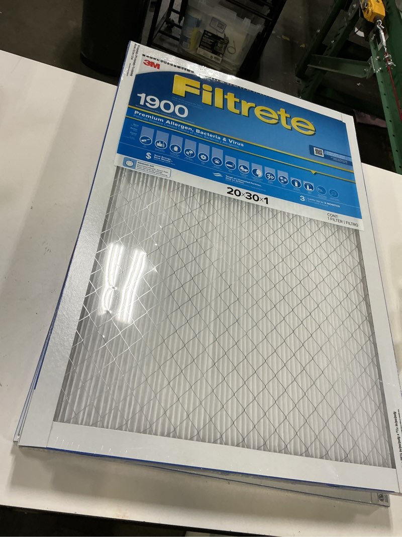 Condition photo showing Good Condition for filtrete maximum allergen reduction electrostatic pleated air filter (common: 20-in x 30-in x 1-in; actual: 19.6-in x 29.7-in x 1-in)