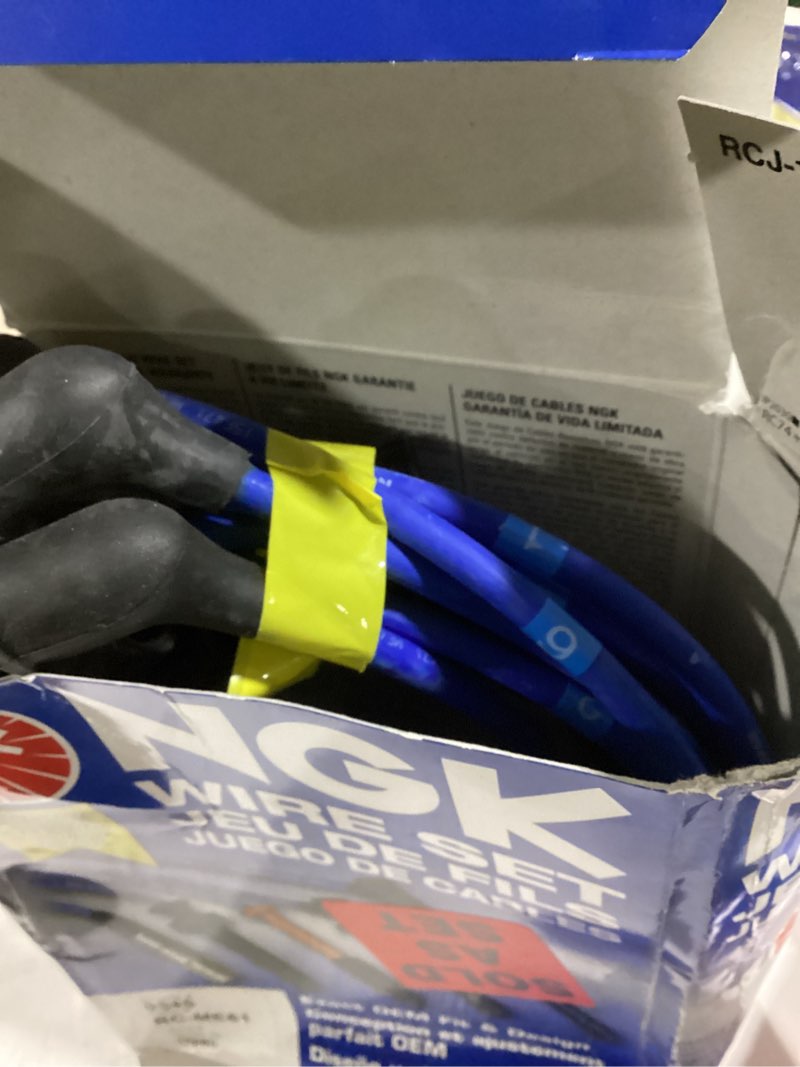 Condition photo showing Good Condition for NGK (9545) RC-ME61 Spark Plug Wire Set