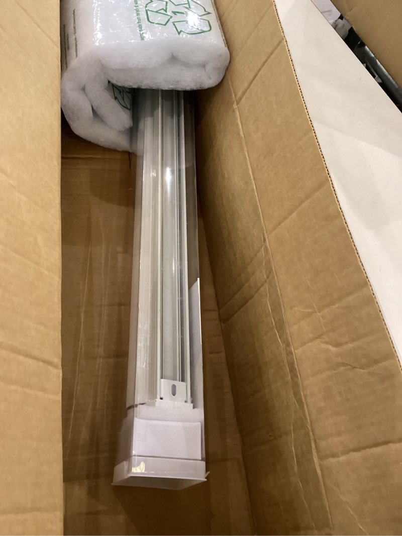 Condition photo showing Good Condition for shademoon cordless blackout window roller shades, pull down spring system indoor blinds, room darkening waterproof uv blocking thermal insulated fabric for home office (white, width 22", height 72") white 22"w x 72"h