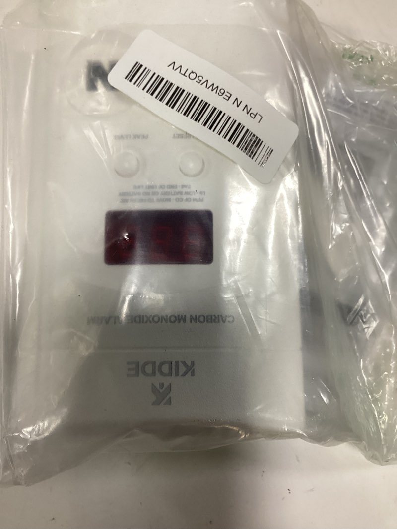 Condition photo showing Good Condition for kidde carbon monoxide detector, plug-in with 9v battery backup, digital display, 85 db alarm, led status light indicators, 3rd edition 1 pack 3rd edition
