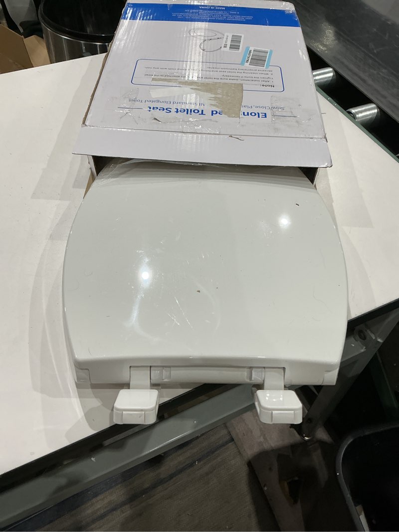 Condition photo showing Good Condition for toilet seat elongated, slow close hinges, four non-slip bumpers, easy to install and clean, durable plastic, white – two sets of mounting parts included elongated white - adult seat