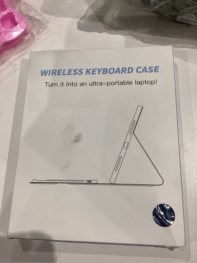 Condition photo showing Good Condition for harvopu compatible for ipad 11th 10th generation case with keyboard, folio cover with pencil holder, multi-touch trackpad, 7 color backlit, detachable keyboard for ipad (a16) 11th/10th gen (navy blue)