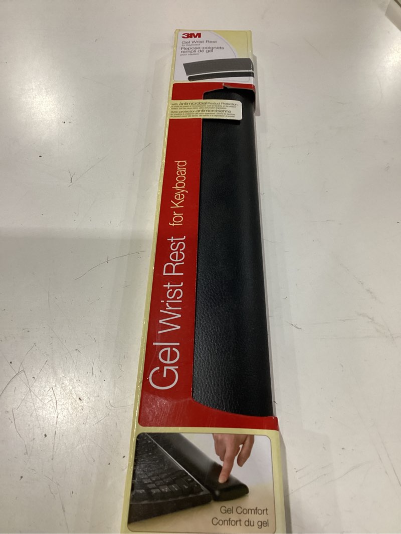 Condition photo showing New/Like New for 3m keyboard wrist rest, gel, black leatherette, wired, kp200le