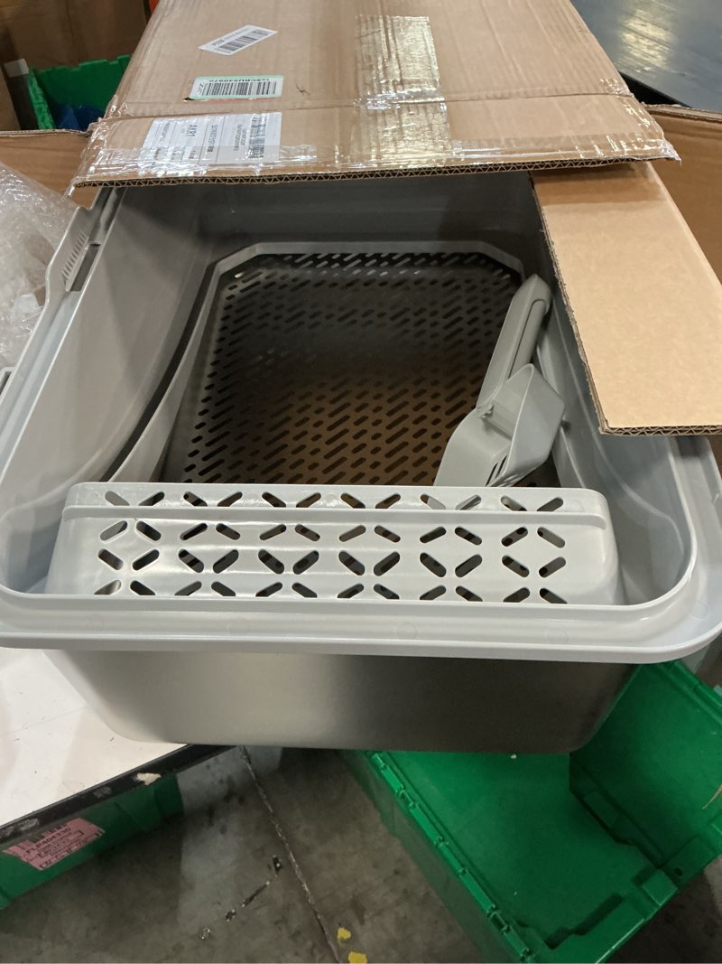 Condition photo showing Good Condition for 23.6"x15.7"x13.78" stainless steel sifting litter box with lid, xl sifting design for pine pellets, high sides metal litter box for big cats 7.9in deep, easy-to-clean, non-stick grey