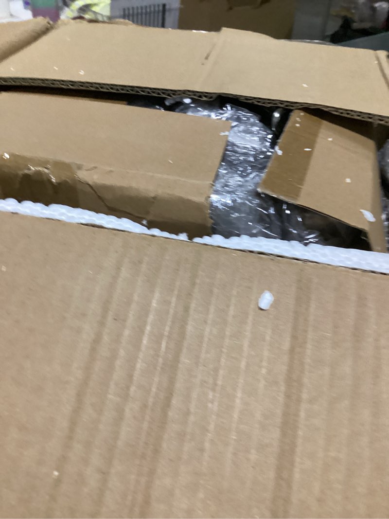 Condition photo showing As Is for 4 Packs 3 QT Round Chafing Dish Buffet Set, Stainless Steel Chafing Dishes with Glass Lid & Holder, Food Warmer for Parties Weddings Banquets Events 3 QT - 4 Pack