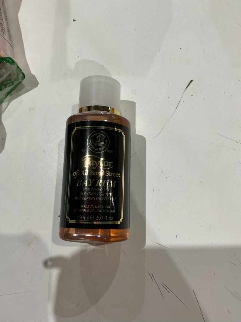 Condition photo showing Good Condition for taylor of old bond street bay rum traditionally after shave gentleman