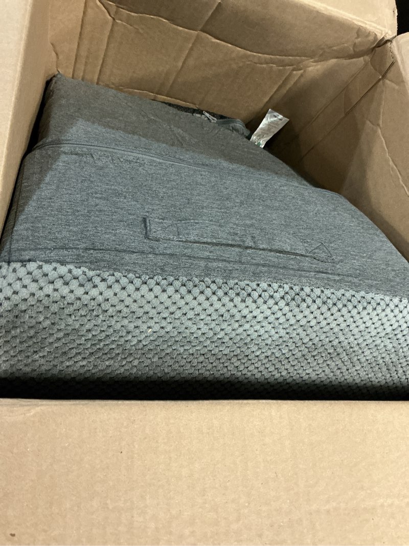 Condition photo showing Good Condition for EHEYCIGA Dog Stairs for High Bed 22.5" H, 5-Step Dog Steps for Bed, Pet Steps for Small Dogs and Cats, Non-Slip Balanced Pet Ramp Indoor, Grey Grey 5 Standard 15.7" x 30" x 22.5"