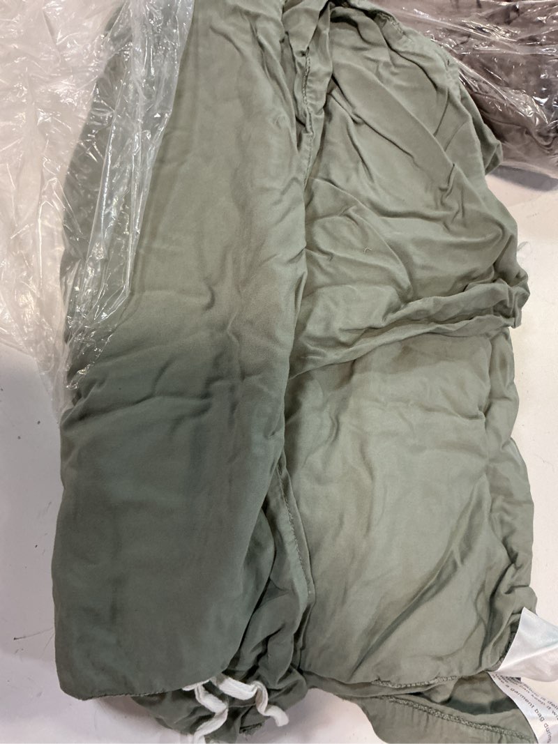 Condition photo showing Good Condition for bamboo duvet cover, twin, eucalyptus