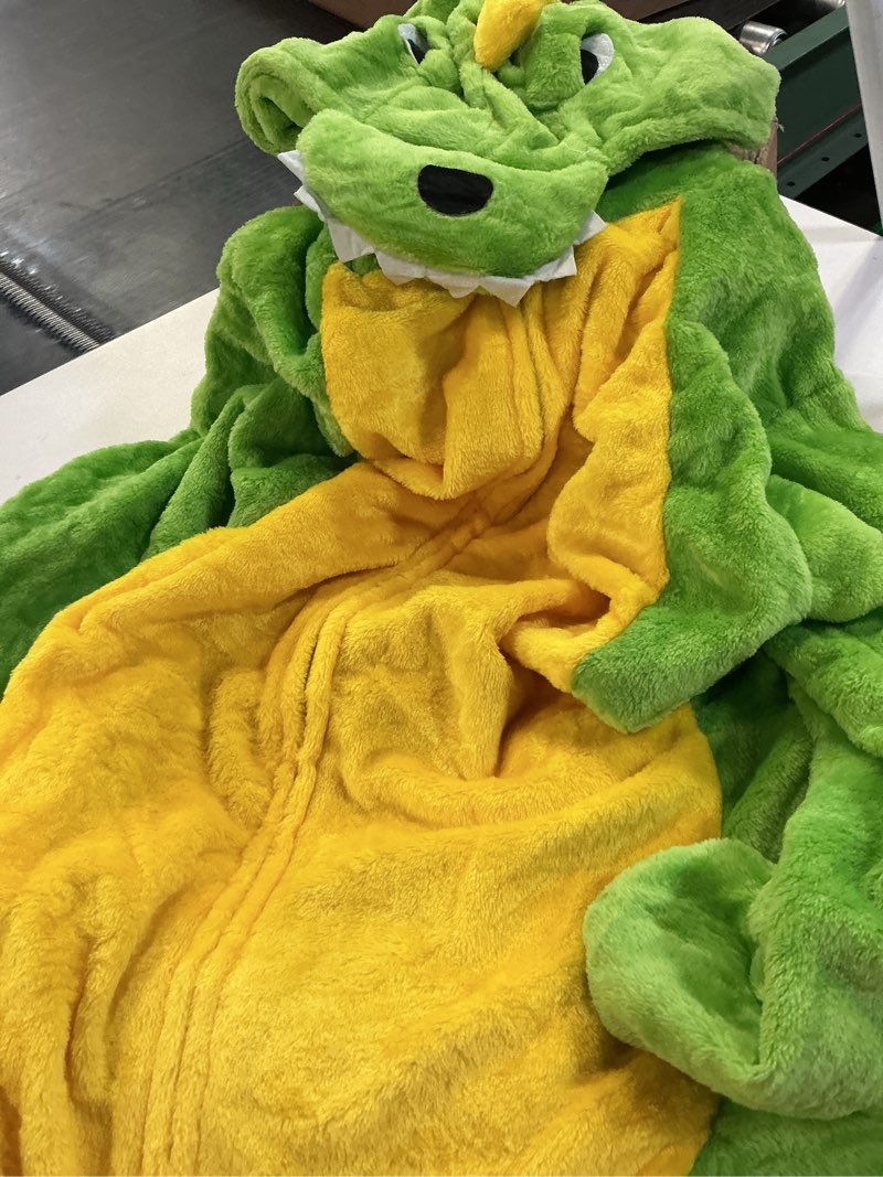 Condition photo showing Good Condition for Unisex Kids Animal Onesie Pajamas, Flannel Halloween Cosplay Costume for Boys Girls - Homewear Sleepwear Outfit Gifts Dino 8-10 Years