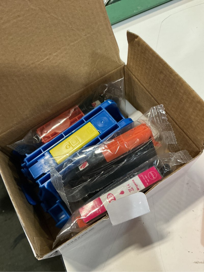 https://lotting-media.assets.bidfta.com/lotting_5582a5ef-96f8-4807-9111-092bf46c244d